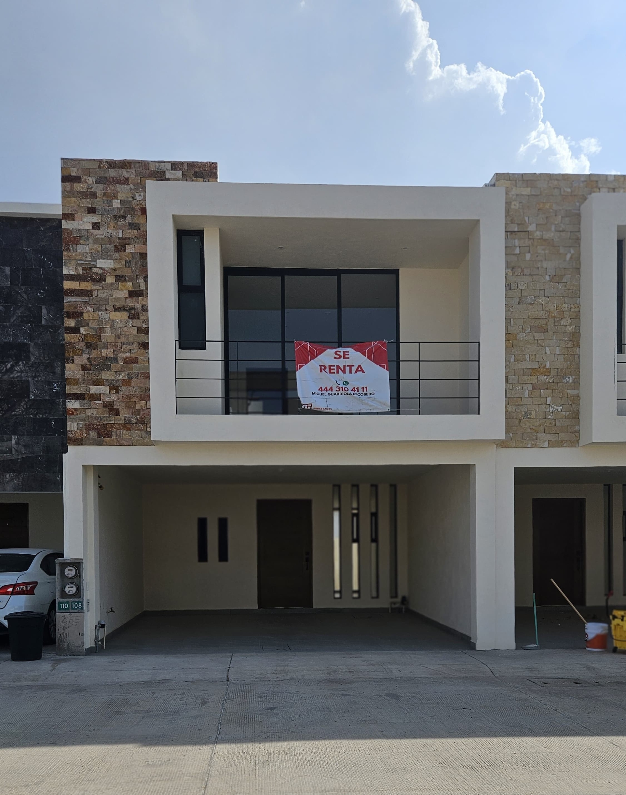 7453d503-c92f-48d4-be25-14951cf7fcae-2