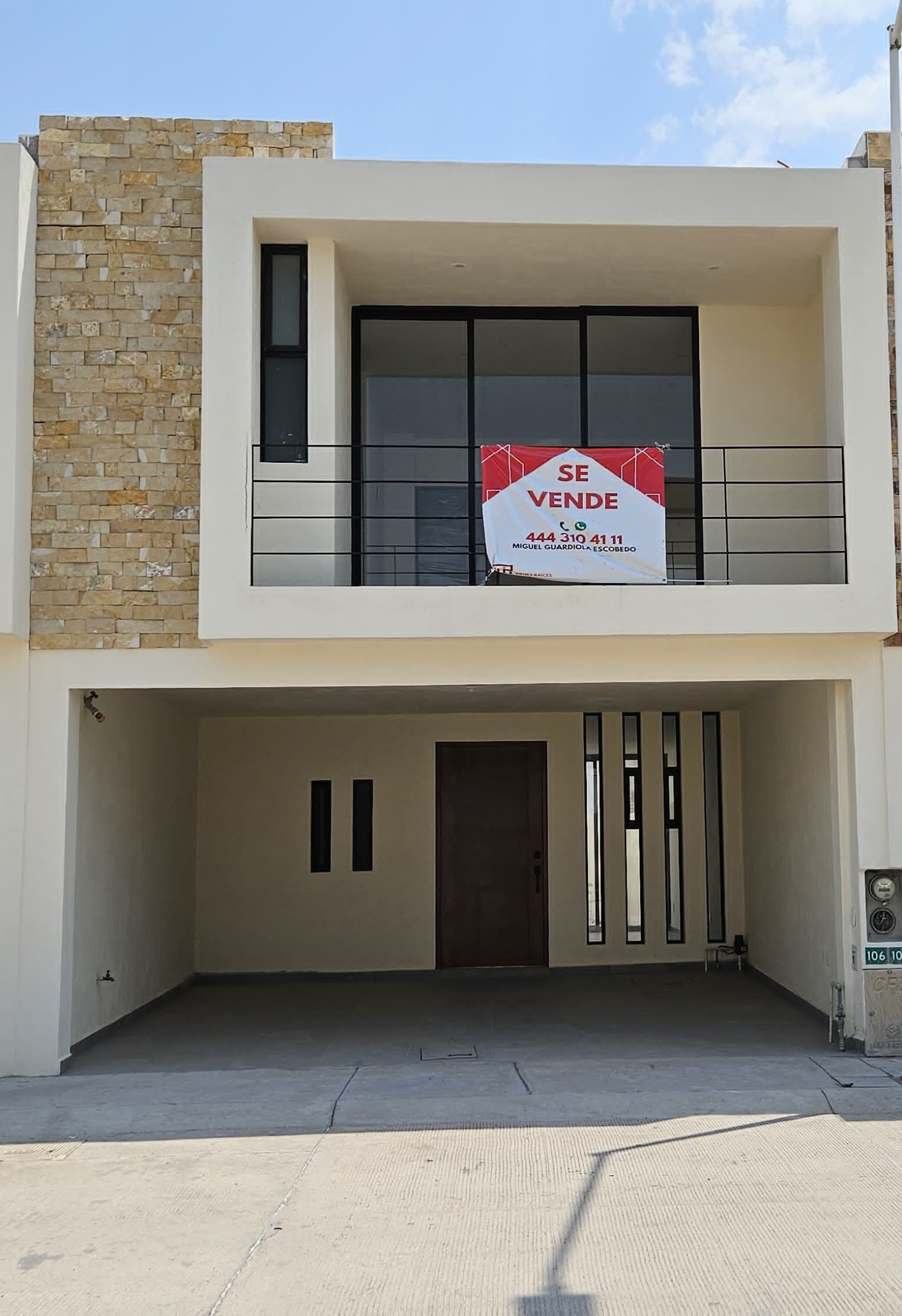 a5ed32b7-4241-4957-aa47-8af4b9d38cfd 2-2